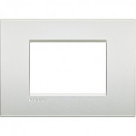 Offerta per  LL - placca 3P bianco perla BTICINO LNC4803PR